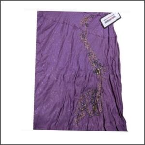 🌲10/$20.  Younique. Informal Multifunktional Skirt Size L. (ONE SKIRT)